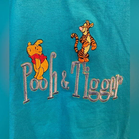 Disney Winnie the Pooh & Tigger Embroidered T shirt - Large - Picture 2 of 7